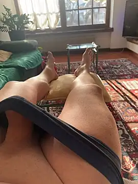 Snapshot of MatthewEmme chatting on 02.15.25 MatthewEmme online show from 02.15.25