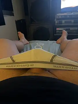 Snapshot of MatthewEmme chatting on 03.22.25 MatthewEmme online show from 03.22.25