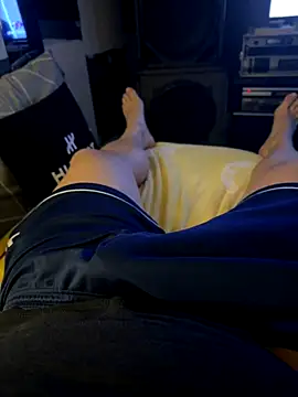 Snapshot of MatthewEmme chatting on 10.27.25 MatthewEmme online show from 10.27.25