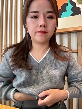 Efangfang online show from 12.23.24