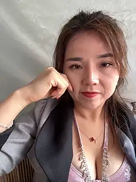 Efangfang online show from 12.25.24