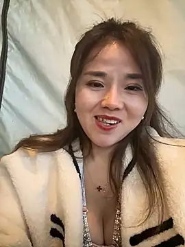 Efangfang online show from 12.25.24