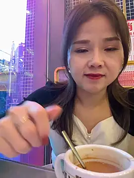 Efangfang online show from 01.09.25