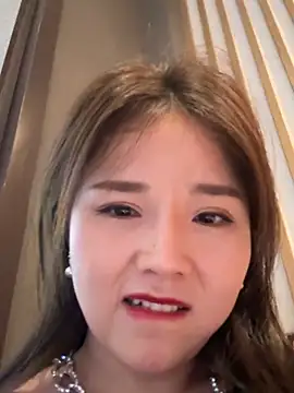 Efangfang online show from 01.10.25