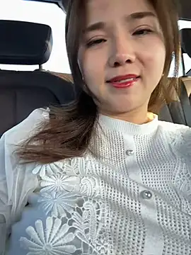 Efangfang online show from 02.03.25