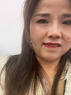 Efangfang online show from 02.21.25