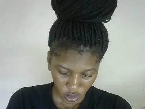 Pretty-emmie online show from 10.04.25