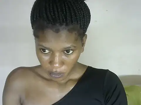 Pretty-emmie online show from 10.07.25