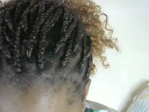 Pretty-emmie online show from 10.13.25