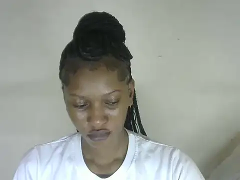 Pretty-emmie online show from 10.23.25