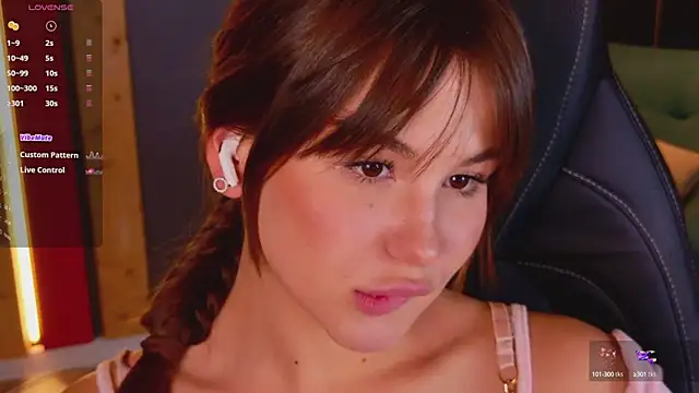 EmiliaDreams online show from 10.09.25