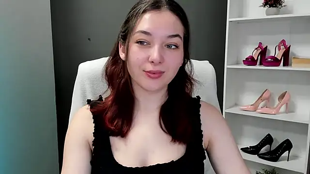 Snapshot of Meagn_Extasy chatting on 04.24.26 Meagn Extasy online show from 04.24.26