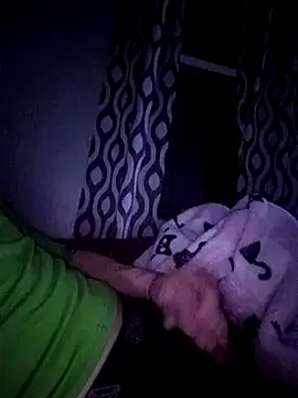 Snapshot of Bigloggz chatting on 01.17.26 Bigloggz online show from 01.17.26