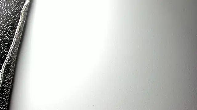 selene red  online show from 02.16.26