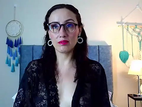 IberianMoonMK online show from 10.02.25