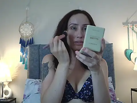 Snapshot of IberianMoonMK chatting on 02.23.26 IberianMoonMK online show from 02.23.26