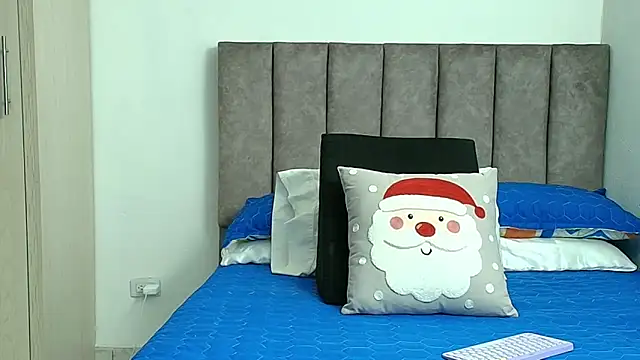 karina lewis  online show from 12.18.25