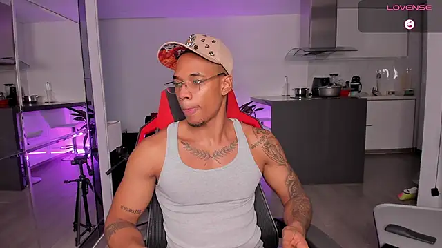 TROYWESLY- online show from 02.11.26