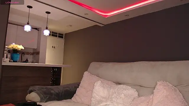 Roussmariehenao online show from 03.16.25