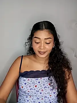 Snapshot of heleny901 chatting on 11.08.25 heleny901 online show from 11.08.25