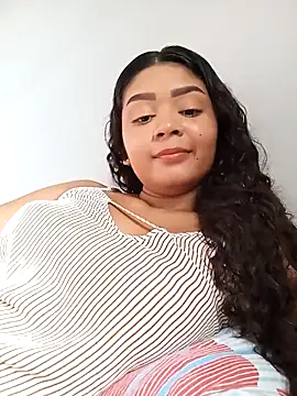 Snapshot of heleny901 chatting on 12.20.25 heleny901 online show from 12.20.25