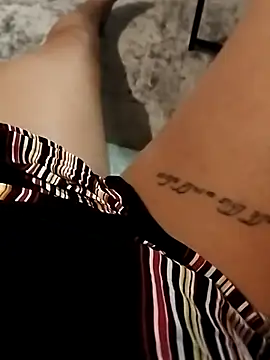 Snapshot of MarochienneAnissa chatting on 02.26.26 MarochienneAnissa online show from 02.26.26