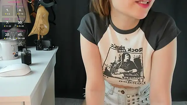 Kelly  bon online show from 02.28.25