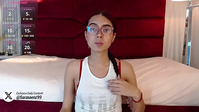 Snapshot of sara_saenz99 chatting on 01.11.25 sara saenz99 online show from 01.11.25
