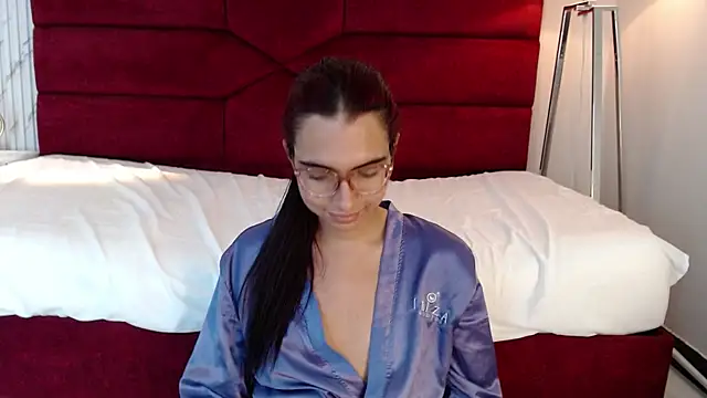 Snapshot of sara_saenz99 chatting on 02.01.25 sara saenz99 online show from 02.01.25