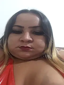 Snapshot of Julinha12345 chatting on 11.01.25 Julinha12345 online show from 11.01.25