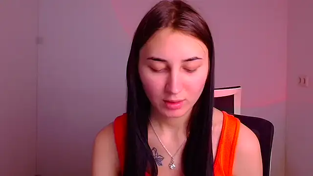 Jennifer Blum online show from 01.12.25