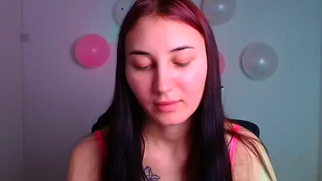 Jennifer Blum online show from 02.17.25