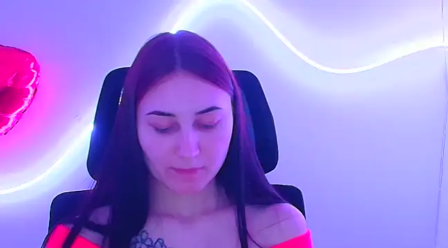 Jennifer Blum online show from 02.26.25