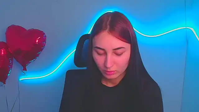 Jennifer Blum online show from 03.02.25