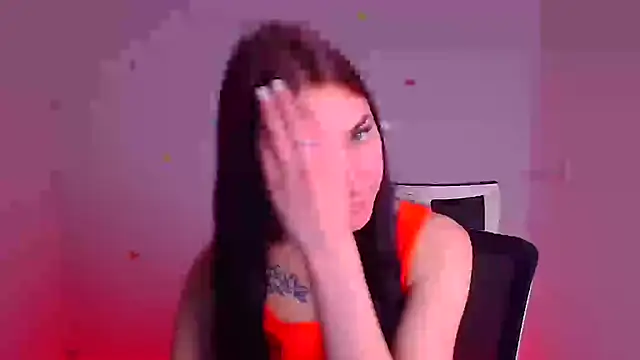 Jennifer Blum online show from 03.23.25