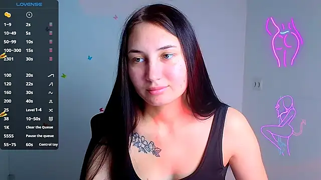 Jennifer Blum online show from 10.11.25