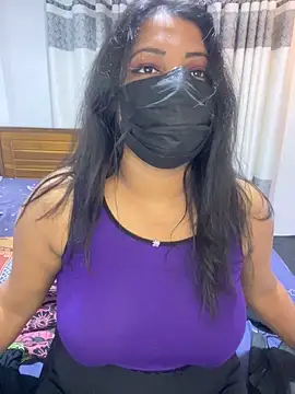 NOORA-GIRL online show from 01.07.26