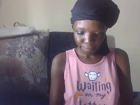 Snapshot of Baddie_Floxxy chatting on 07.14.26 Baddie Floxxy online show from 07.14.26