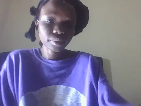 Snapshot of Baddie_Floxxy chatting on 07.17.26 Baddie Floxxy online show from 07.17.26
