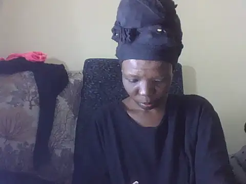 Snapshot of Baddie_Floxxy chatting on 07.18.26 Baddie Floxxy online show from 07.18.26