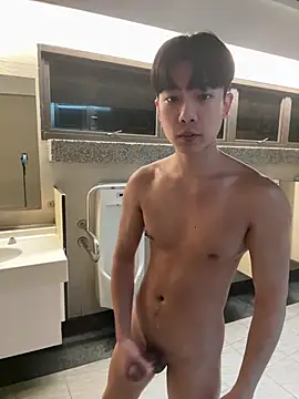 Snapshot of ericsex_tw chatting on 02.21.26 ericsex tw online show from 02.21.26