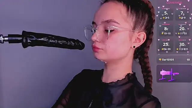 bitchpeace  online show from 02.17.25