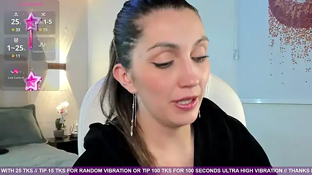 Snapshot of anny_sweet72 chatting on 02.06.25 anny sweet72 online show from 02.06.25