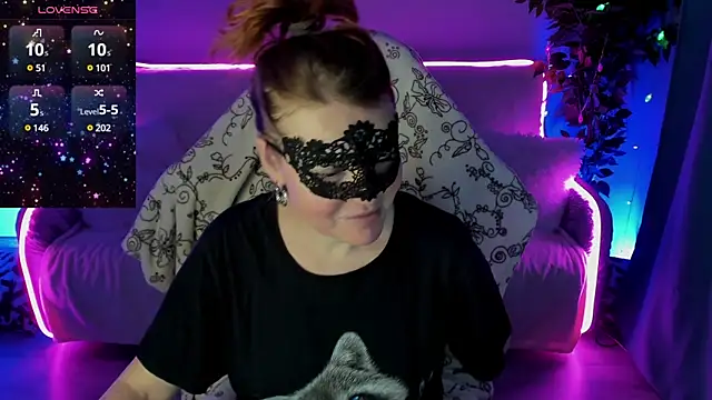 Sexy-Housewife online show from 12.25.24