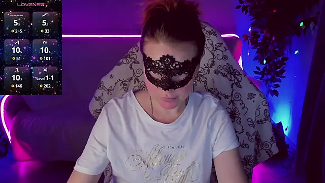 Sexy-Housewife online show from 01.19.25