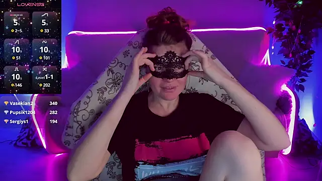 Sexy-Housewife online show from 01.21.25