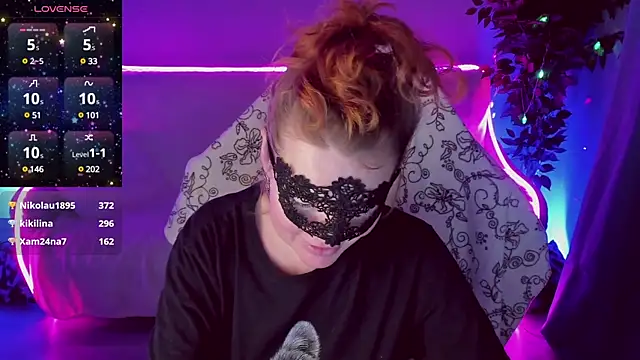 Sexy-Housewife online show from 01.23.25