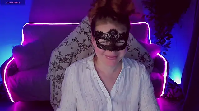 Sexy-Housewife online show from 03.06.25