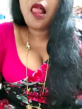 Snapshot of Swapna_143 chatting on 11.01.25 Swapna 143 online show from 11.01.25