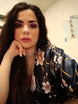 Saturnia Yvonne online show from 02.21.25